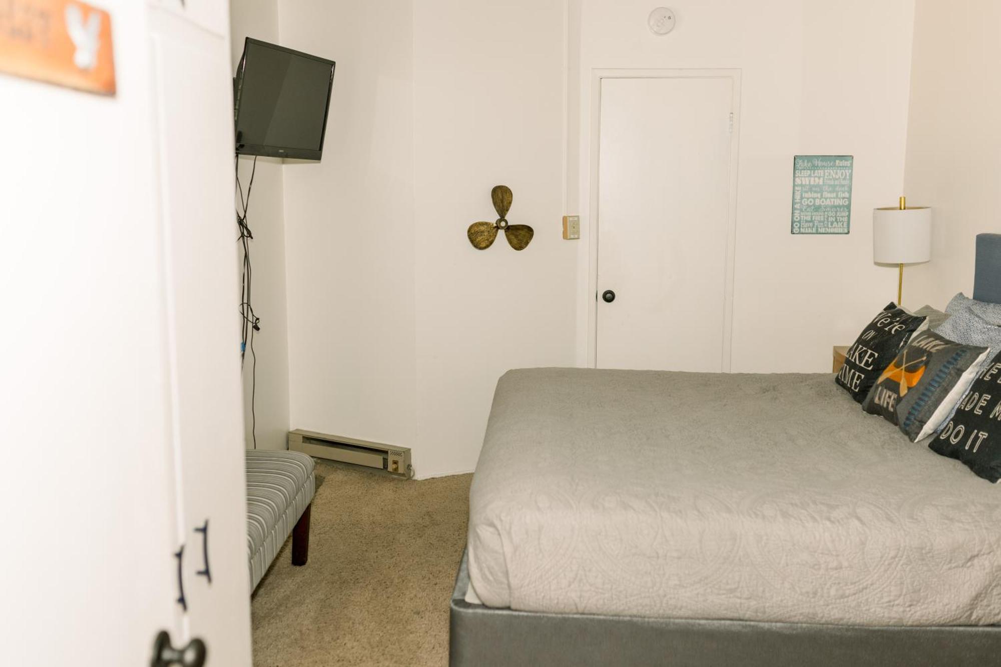 Moreno-lake Area Reduced Nightly Rate Holiday home Bass Lake